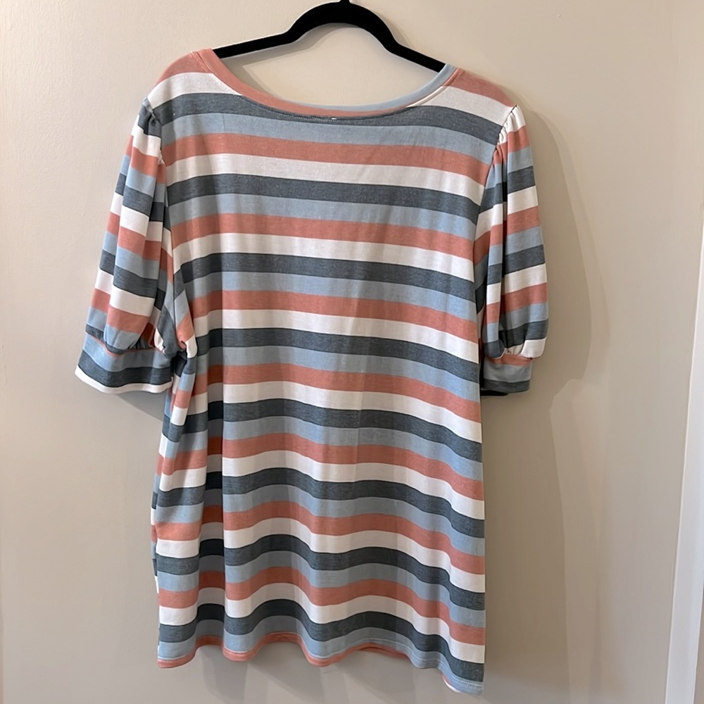 Short Sleeve Top by Hayden LA - Picture 5 of 7